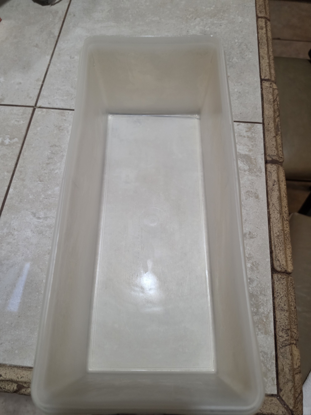 Vintage Tupperware White Rectangular Bread Storage Container With Lid - Picture 3 of 5